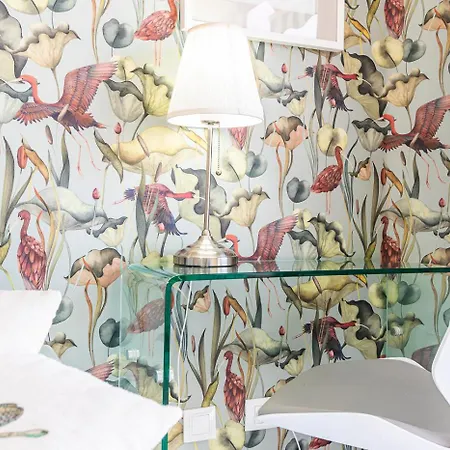 Lägenhet In Beachfront Complex In El Duque Area,