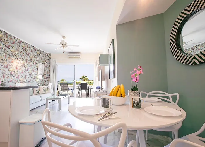 Appartement In Beachfront Complex In El Duque Area,