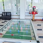 In Beachfront Complex In El Duque Area, דירה *