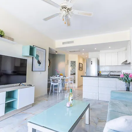 In Beachfront Complex In El Duque Area, Apartmán